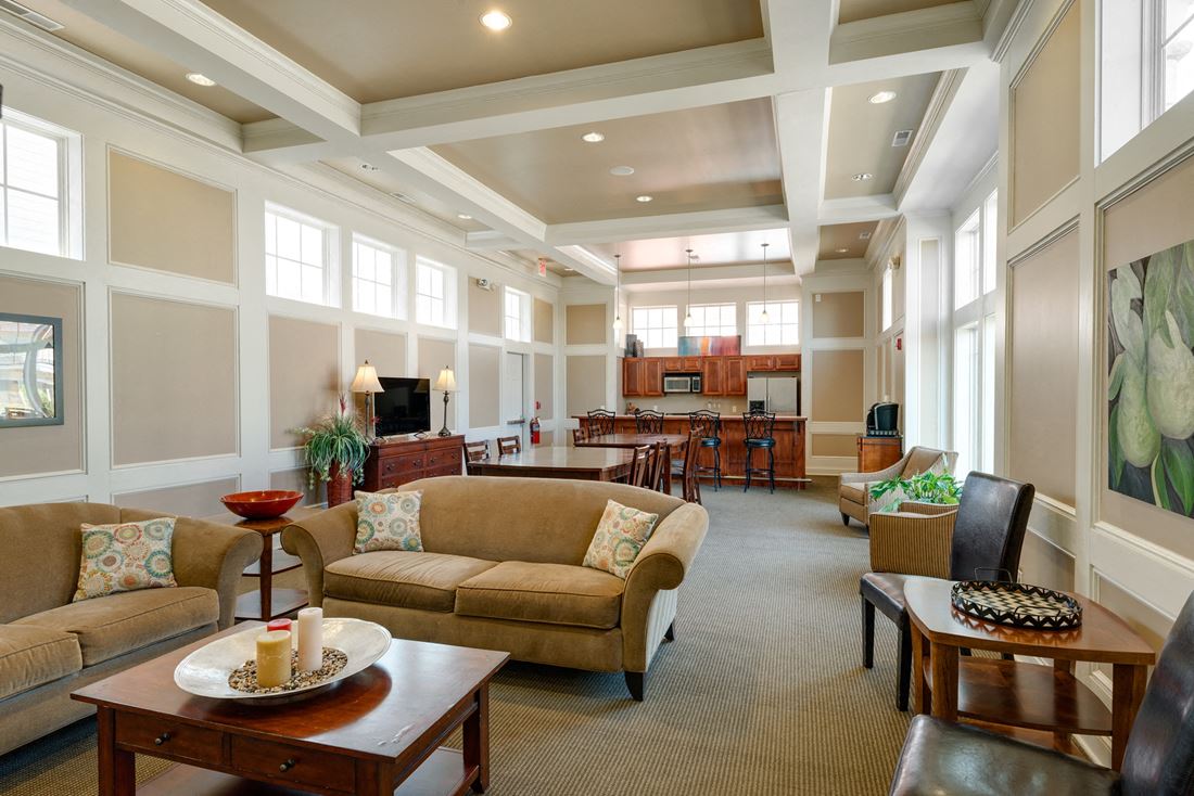 Mansions At Jordan Creek Apartments photo